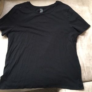 Old Navy Women’s Relaxed t-shirt